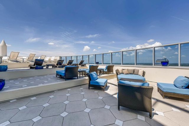 111-3 WASHINGTON STREET, Orlando, FL 32801