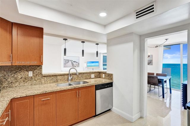 2030 S Ocean Drive 821, Hallandale Beach, FL 33009