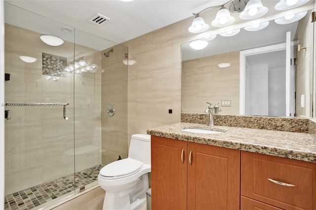 2030 S Ocean Drive 821, Hallandale Beach, FL 33009