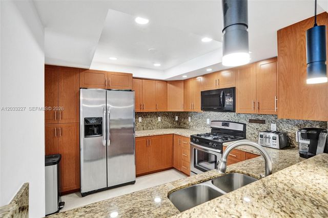 2030 S Ocean Drive 821, Hallandale Beach, FL 33009