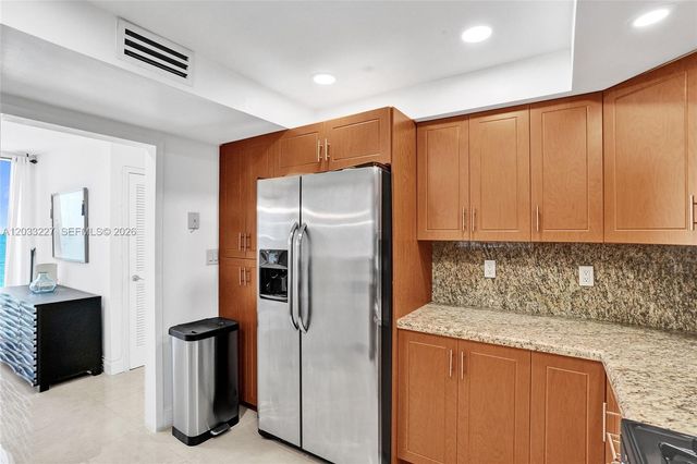 2030 S Ocean Drive 821, Hallandale Beach, FL 33009