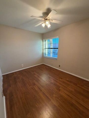 106 Freedon Court Court, Deerfield Beach, FL 33442