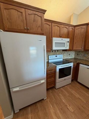 106 Freedon Court Court, Deerfield Beach, FL 33442