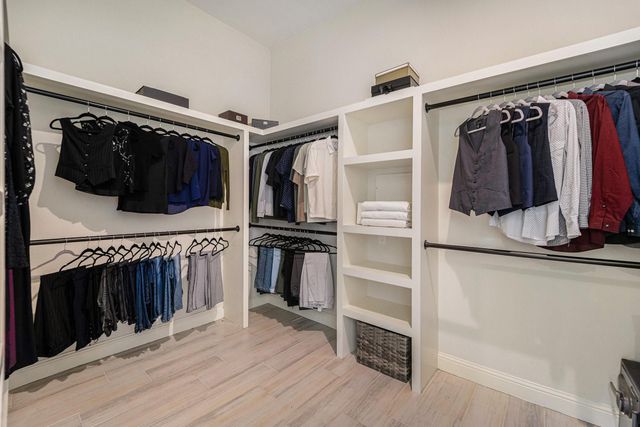 25142 W Tara Plantation Drive, Tomball, TX 77375