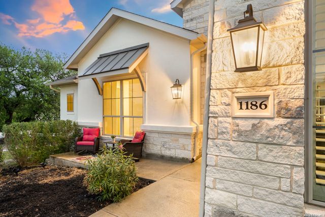 1186 Diretto Dr, New Braunfels, TX 78132
