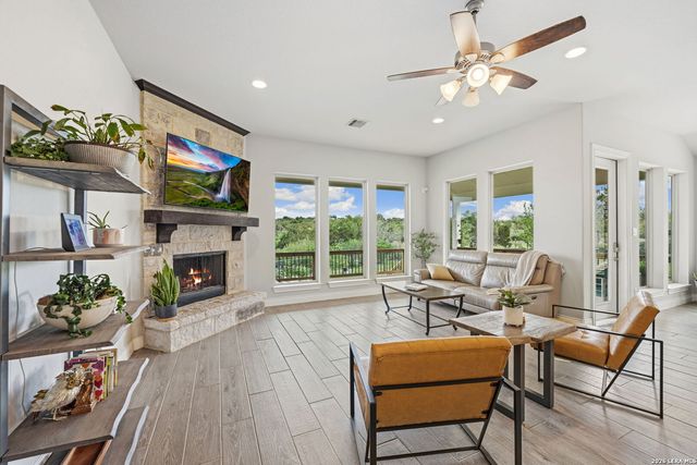 1186 Diretto Dr, New Braunfels, TX 78132