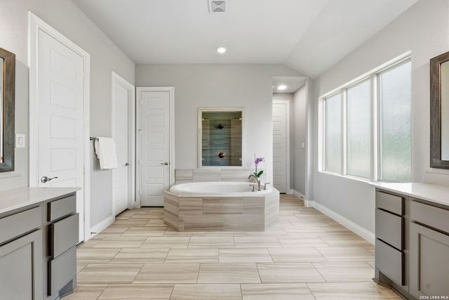 1186 Diretto Dr, New Braunfels, TX 78132