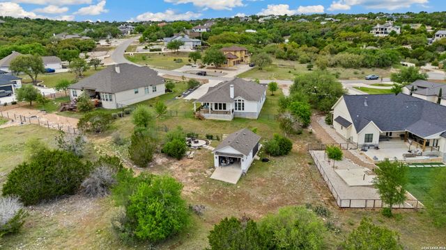 1186 Diretto Dr, New Braunfels, TX 78132