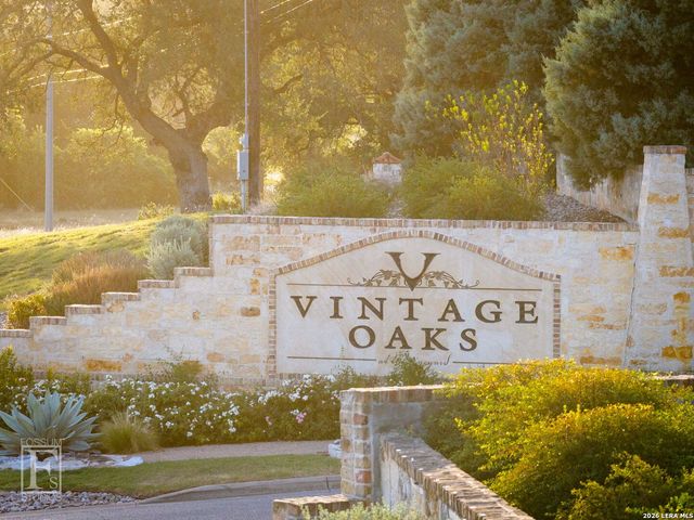 1186 Diretto Dr, New Braunfels, TX 78132