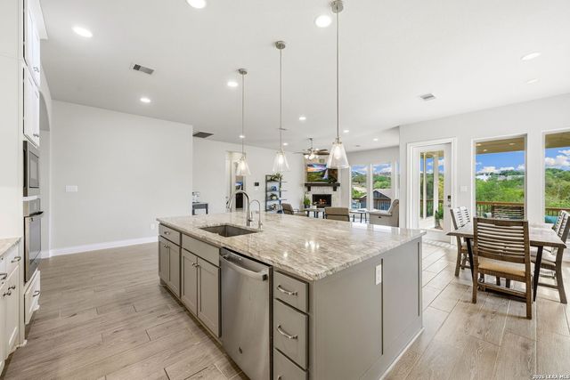 1186 Diretto Dr, New Braunfels, TX 78132