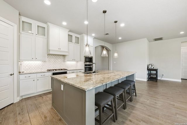 1186 Diretto Dr, New Braunfels, TX 78132