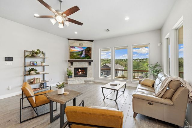 1186 Diretto Dr, New Braunfels, TX 78132