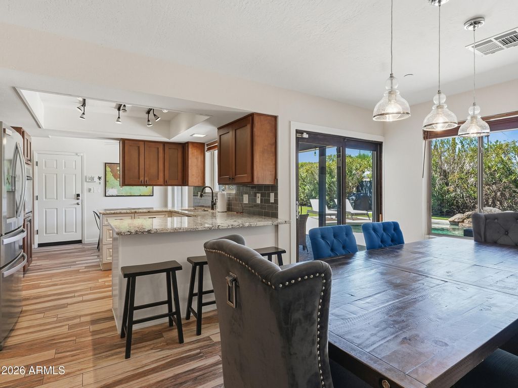 8732 E SANDALWOOD Drive, Scottsdale, AZ 85250 — photo 4