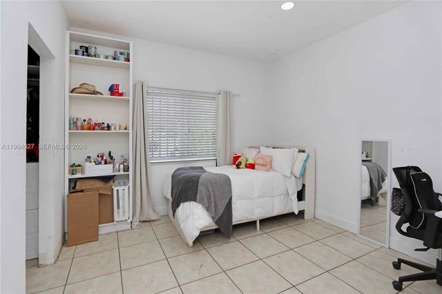 12245 SW 218th St, Miami, FL 33170