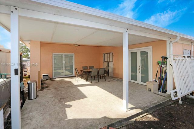 12245 SW 218th St, Miami, FL 33170