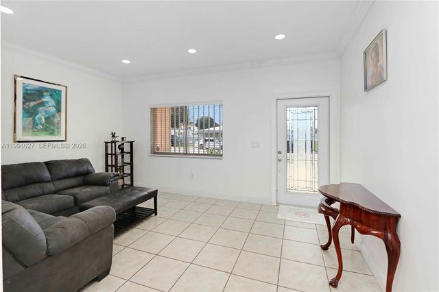 12245 SW 218th St, Miami, FL 33170