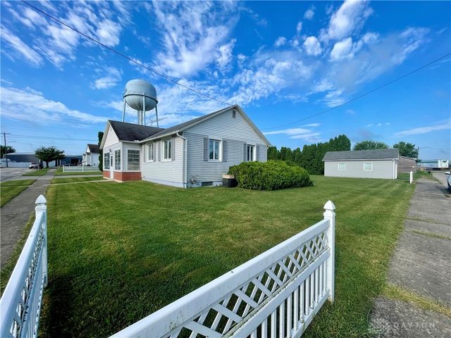 127 Ackton Street, Lewisburg, OH 45338