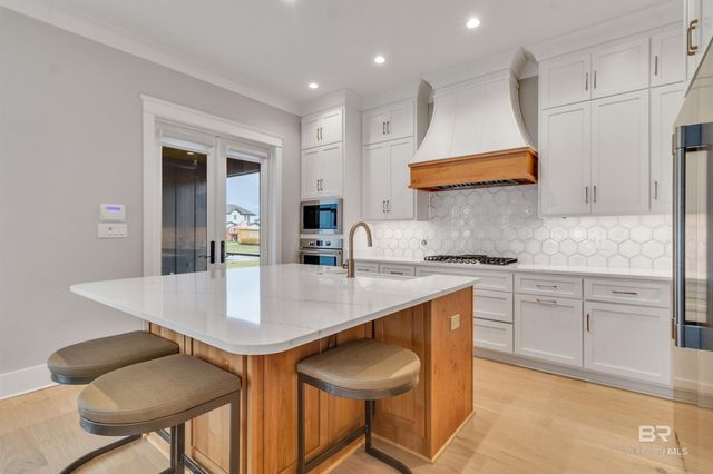 868 Inlet Circle, Gulf Shores, AL 36542