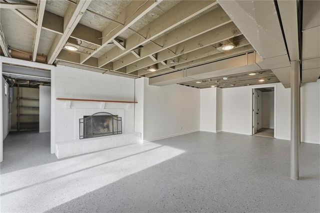 9809 E 82nd Terrace, Raytown, MO 64138