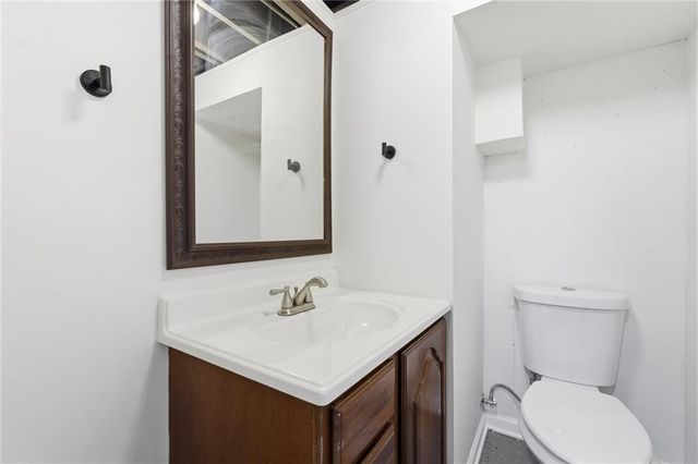 9809 E 82nd Terrace, Raytown, MO 64138