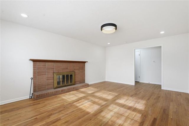 9809 E 82nd Terrace, Raytown, MO 64138