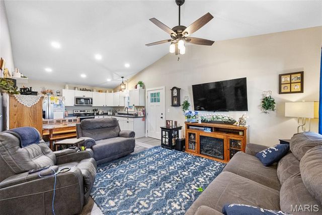 1003 N. Mine Street, Potosi, MO 63664