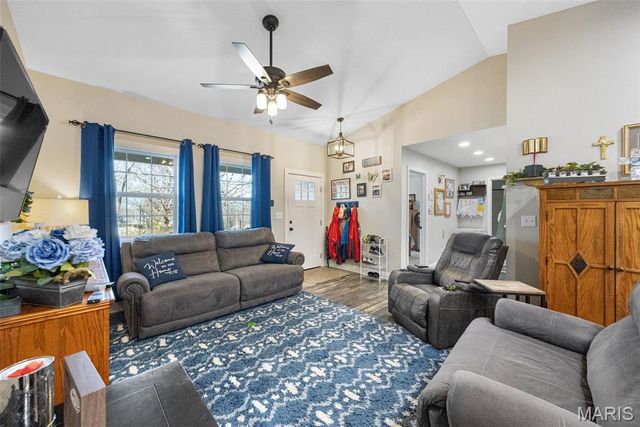 1003 N. Mine Street, Potosi, MO 63664