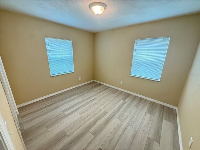 13917 3RD STREET, Dade City, FL 33525