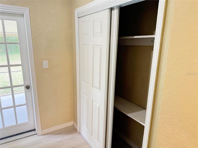 13917 3RD STREET, Dade City, FL 33525