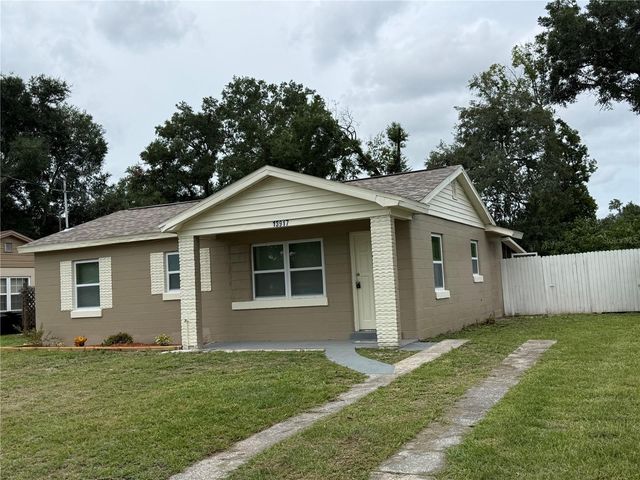 13917 3RD STREET, Dade City, FL 33525