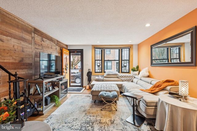 1929 S CAMAC ST, Philadelphia, PA 19148