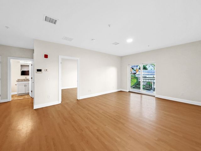 10 Franklin Ave 300, Revere, MA 02151