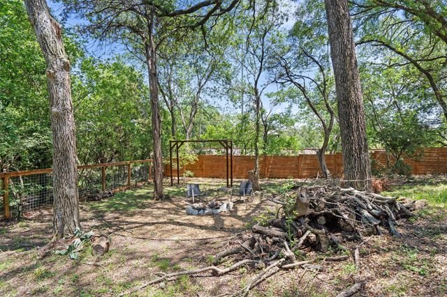8353 Steamline CIR, Austin, TX 78745