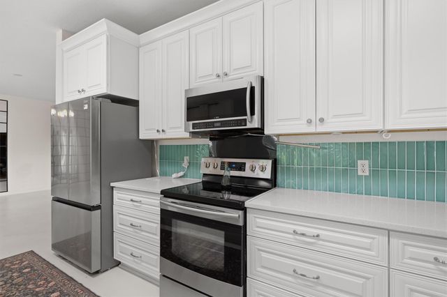 8353 Steamline CIR, Austin, TX 78745