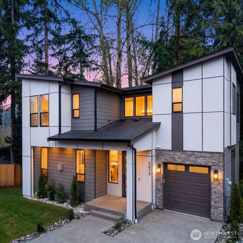 5010 114th Avenue NE, Kirkland, WA 98033
