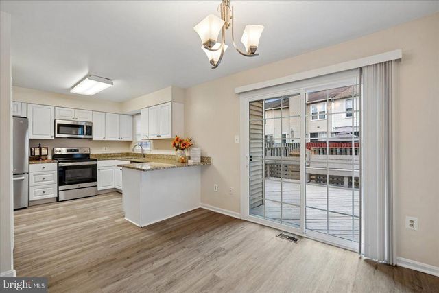 2047 FEATHERWOOD ST, Silver Spring, MD 20904