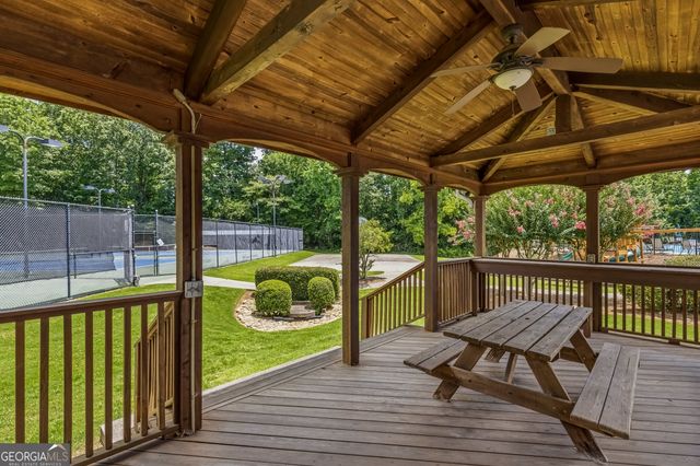 2815 Arabian Trail NE, Marietta, GA 30062