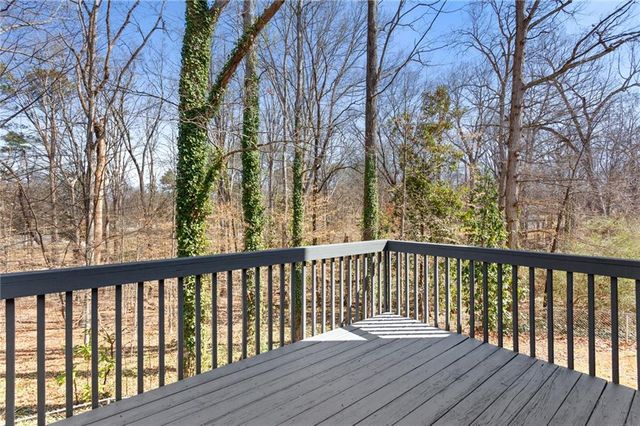 400 Camilla SW Circle, Mableton, GA 30126