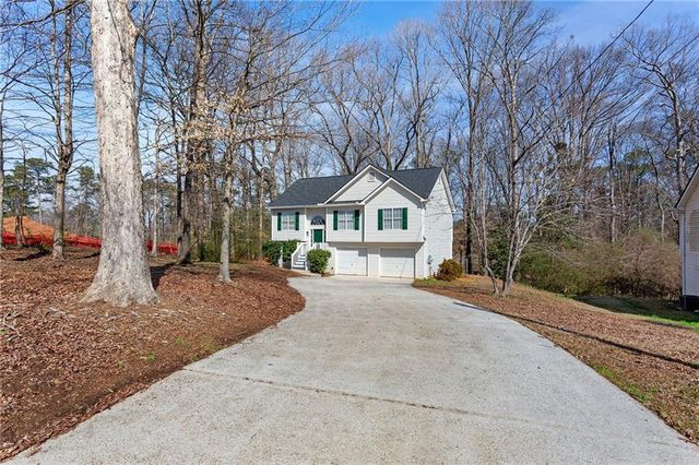 400 Camilla SW Circle, Mableton, GA 30126