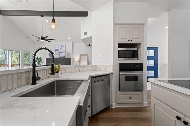 210 Finn ST, Austin, TX 78734