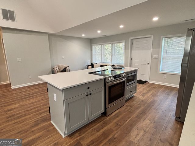 1739 Carter Circle, Atlanta, GA 30344