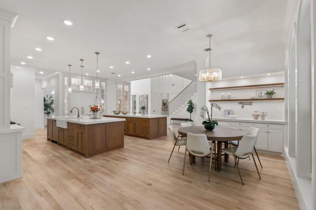 31 Hollymead Drive, Spring, TX 77381
