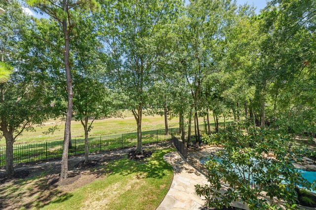 31 Hollymead Drive, Spring, TX 77381