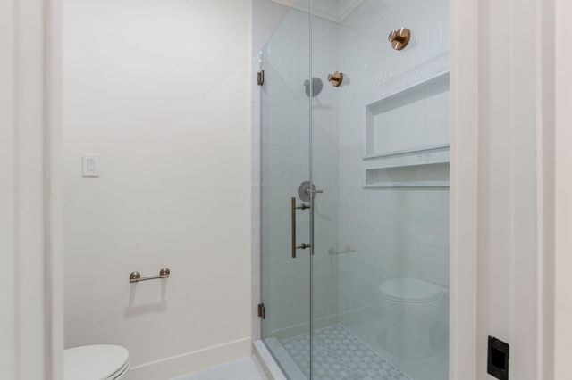 31 Hollymead Drive, Spring, TX 77381