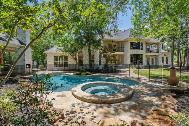 31 Hollymead Drive, Spring, TX 77381