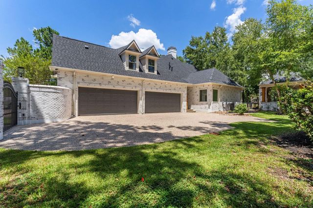 31 Hollymead Drive, Spring, TX 77381