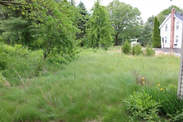 3 Ledge St, Sutton, MA 01590