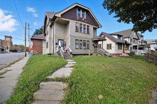 2701 N 39th STREET #2703, Milwaukee, WI 53210