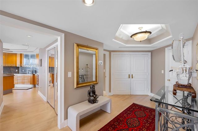 2600 Island Blvd 301, Aventura, FL 33160