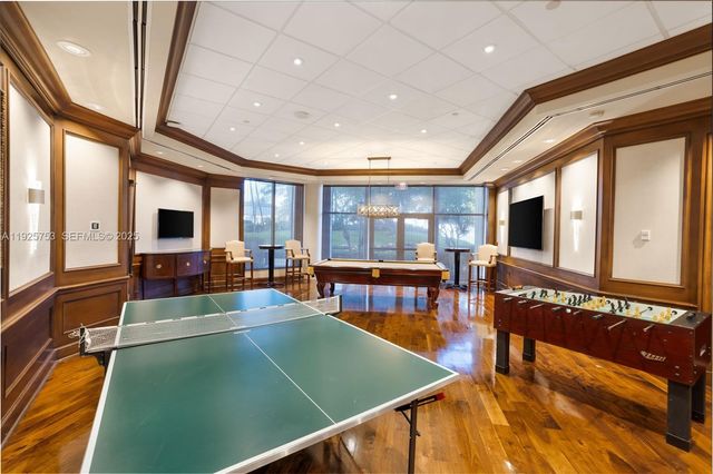 2600 Island Blvd 301, Aventura, FL 33160